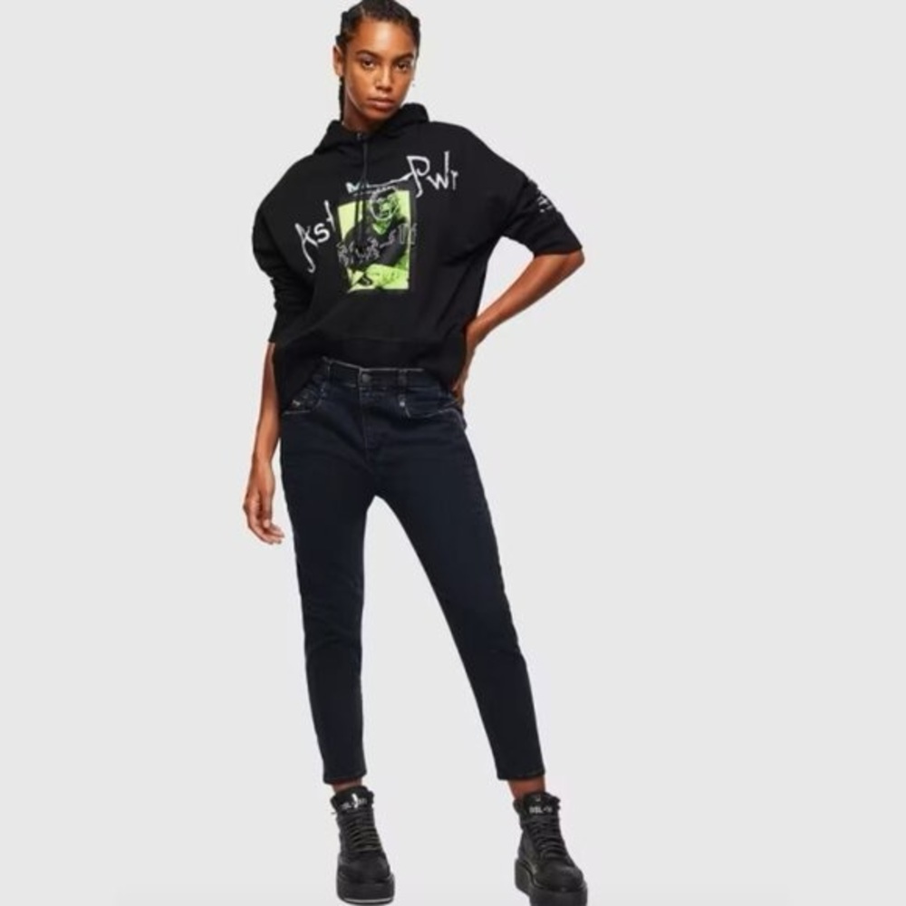 Diesel Fayza Crop Barrel Leg Jean - Picture 2 of 10